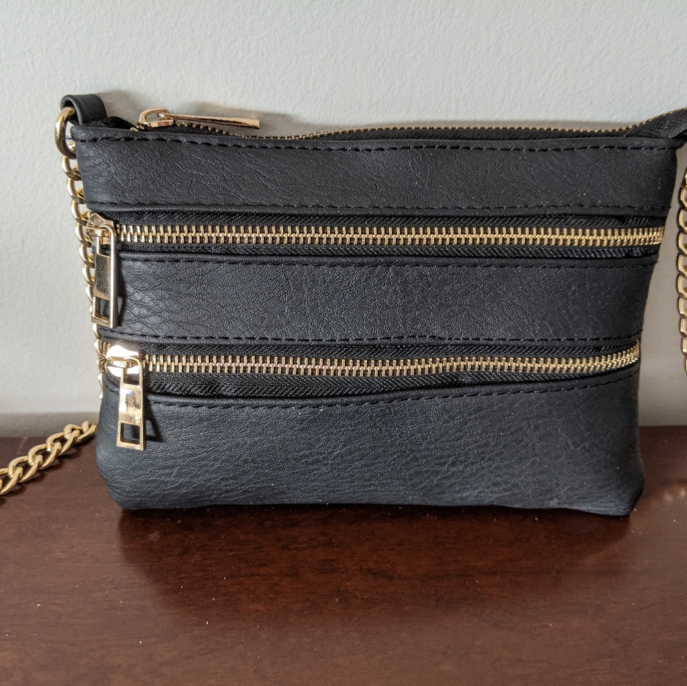 Cross body purse